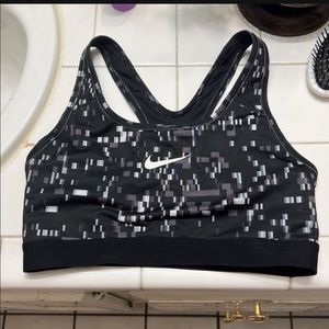 Workout Top Nike great condition!!